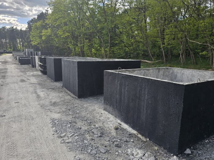 Nasze wysokiej jakości szamba betonowe Jedwabne zgodne z normami EU